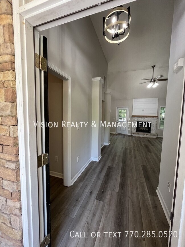 Building Photo - 116 McKenzie Overlook Dr