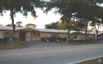 Building Photo - 8430 NW 40th St Coral Springs, FL 33065