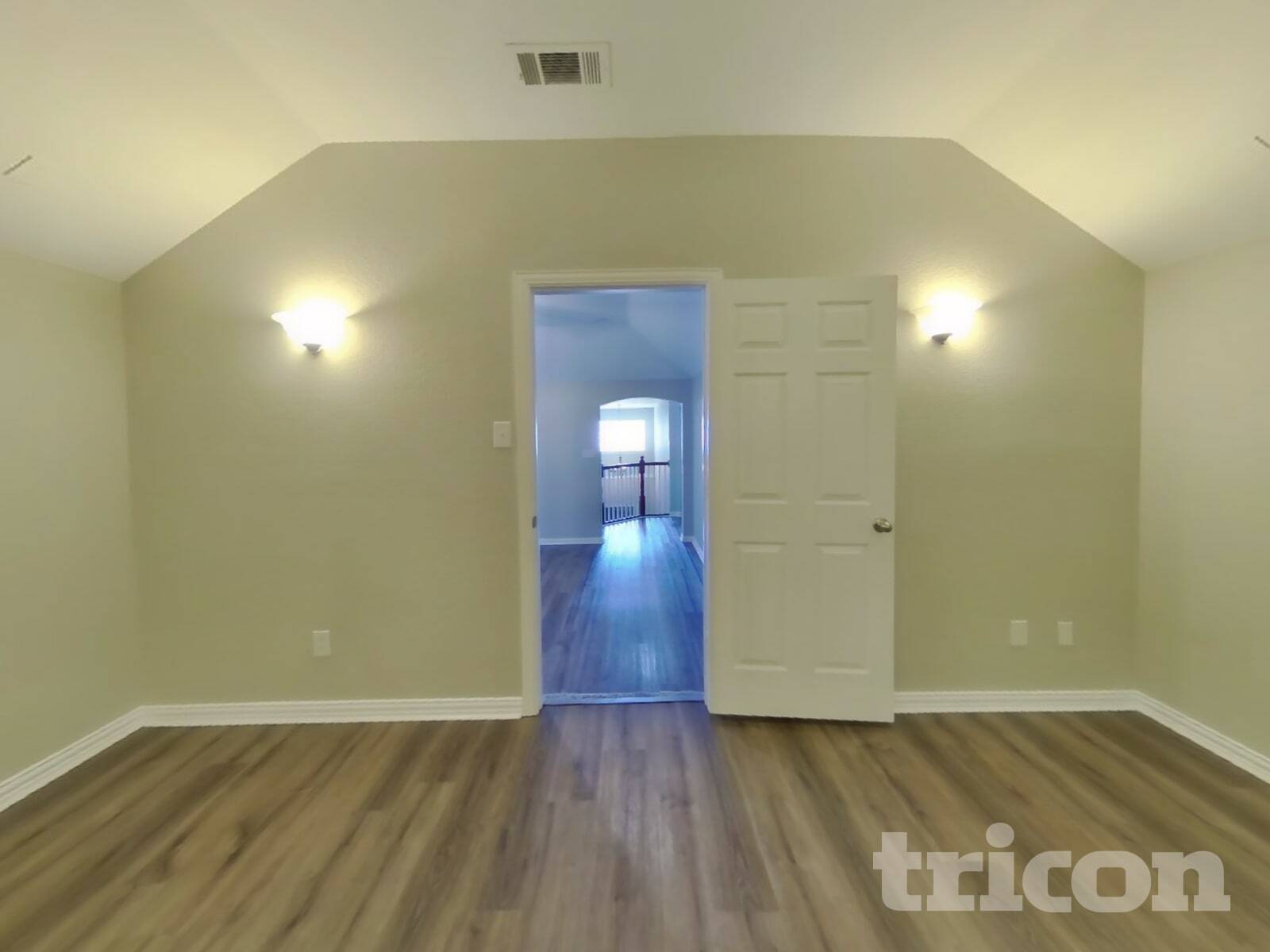 Building Photo - 114 Cole St