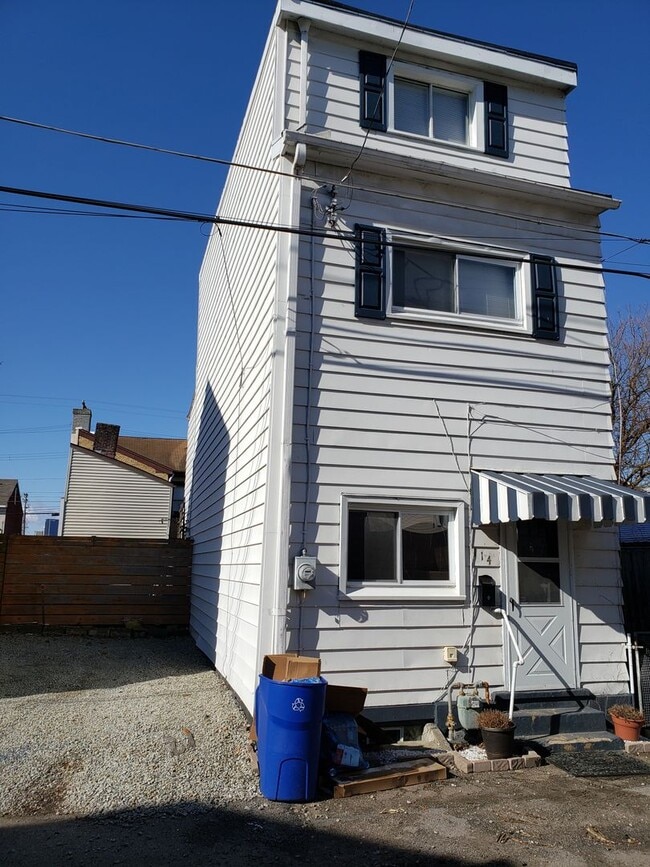 Building Photo - 114-43 1/2 43rd 1/2 St