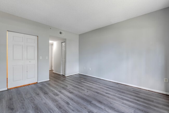 Building Photo - 1106 Tuscany Way
