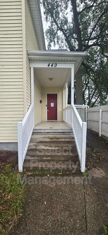 Building Photo - 449 Ruth St