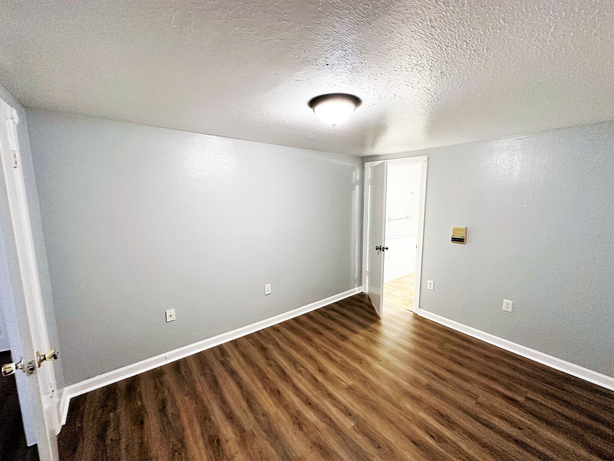 Bedroom - 164 W Wall St