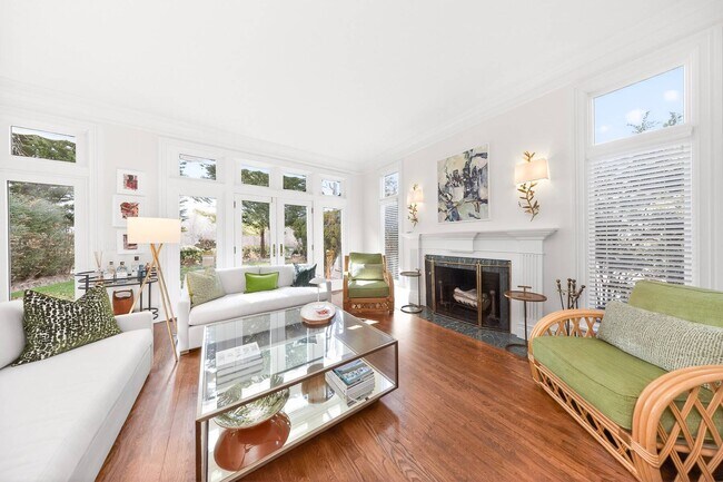 Building Photo - 97 Coopers Farm Rd