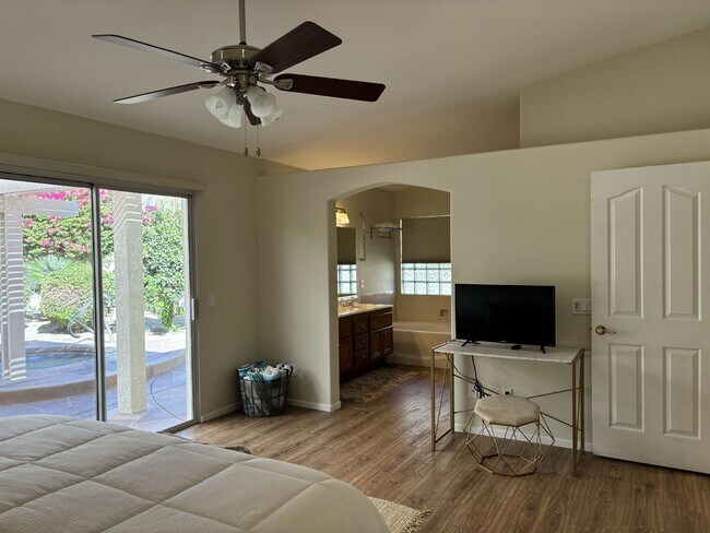 Building Photo - Furnished or Not! Gated, 3 Bedrooms, pool/spa