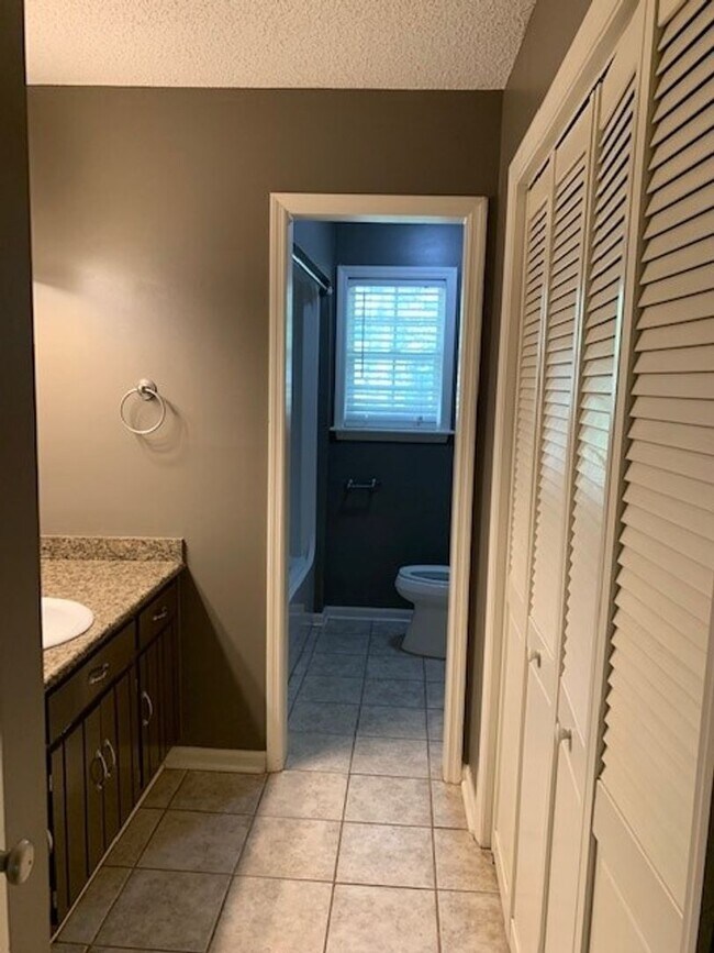 Building Photo - 3Bedroom 2 Bathroom in Valdosta