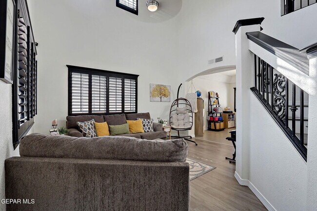 Building Photo - 13913 Golden Mesa Ct