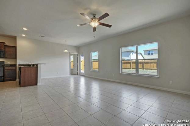 Building Photo - 7715 Watersedge Cove