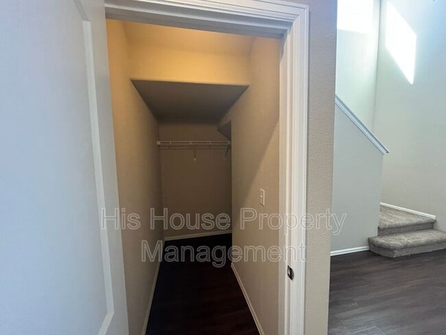 Building Photo - 5551 W 29th St