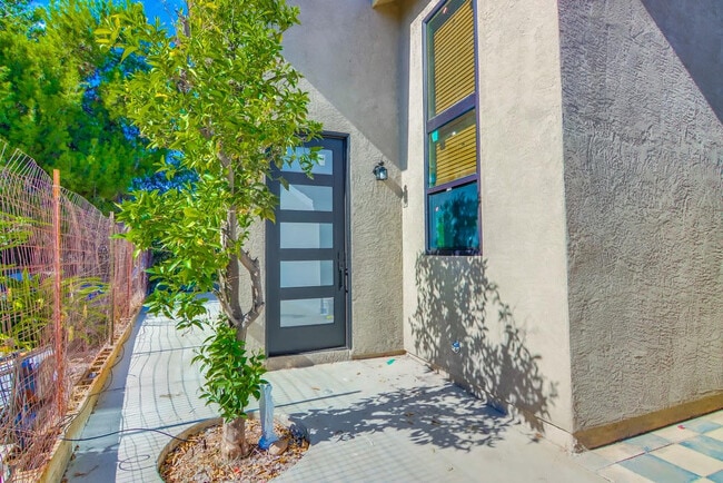 Building Photo - 3336 Altadena Ave.