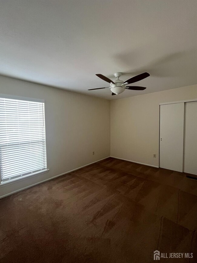 Building Photo - 16 Wisteria Ct