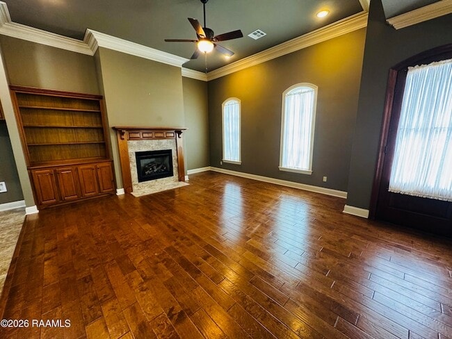 Building Photo - 106 Shadow Springs Dr