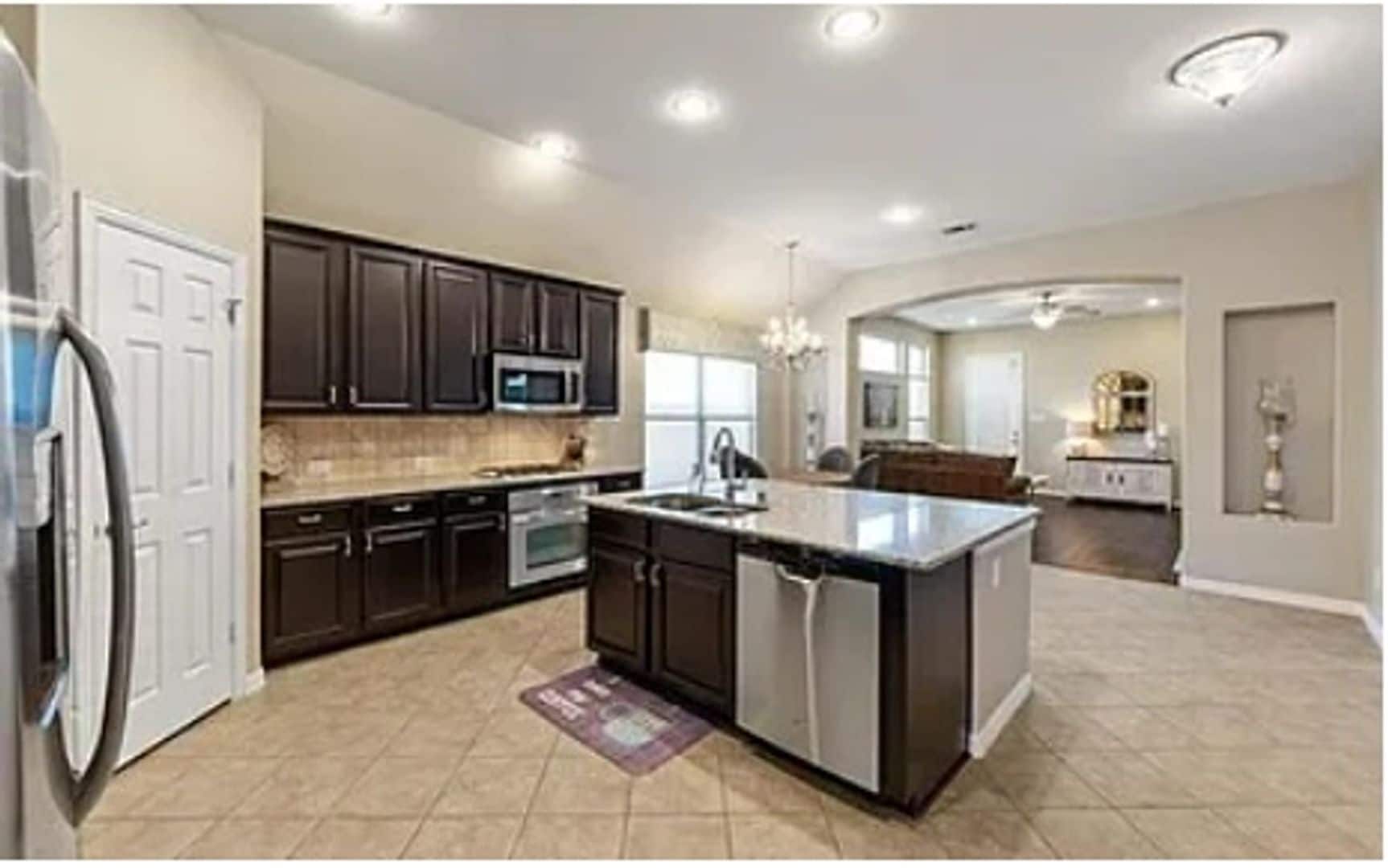 Building Photo - 817 Ferrule Dr