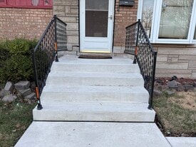 Building Photo - 7616 Howard Ave