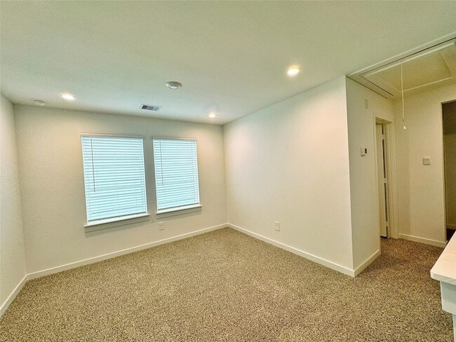 Building Photo - 2814 Lisburn Ter Ln