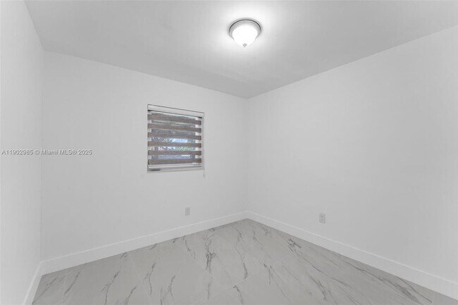 Building Photo - 30104 SW 152nd Ct