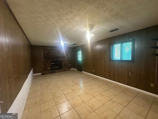 Building Photo - 6859 Mystic Ln