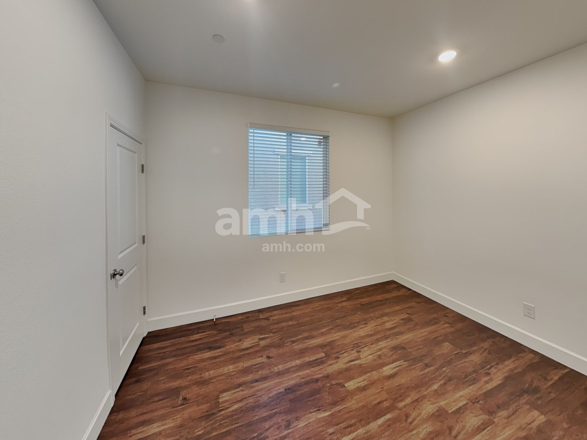 Building Photo - 296 Yasmin Daylily Pl