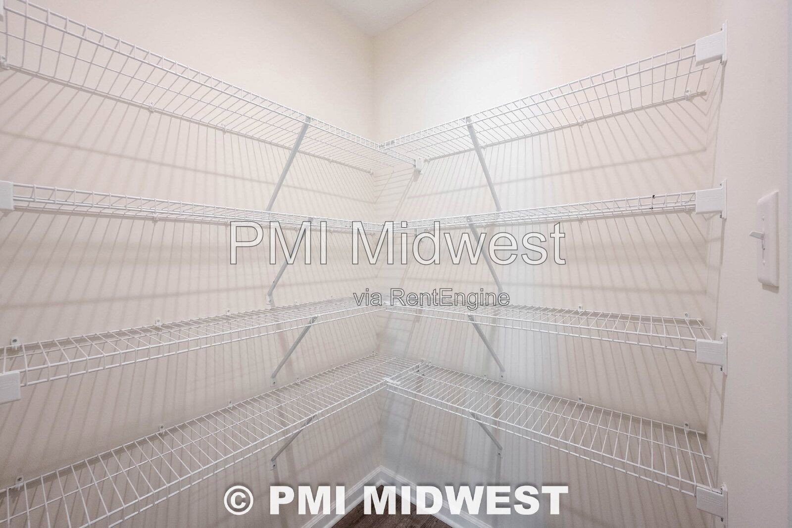Building Photo - 10828 Penwell Wy