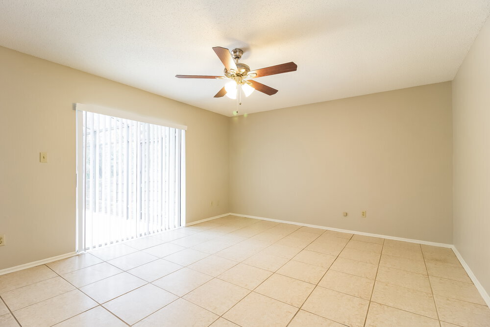 Building Photo - 234 Oak Rd