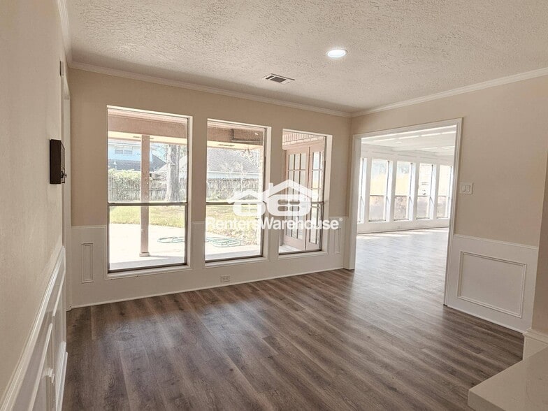 Building Photo - 16627 Aldenham Pl