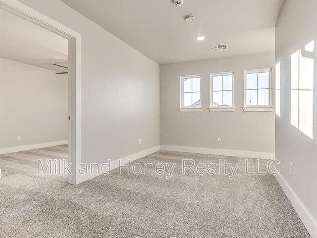 Building Photo - 4308 Luke Ln