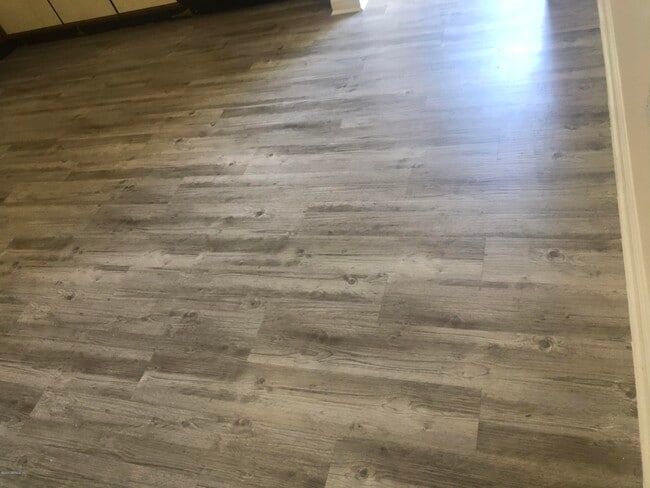 Building Photo - 141 Jasmine St