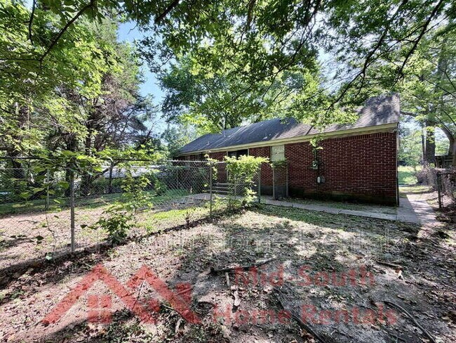 Building Photo - 4271 Coventry Dr