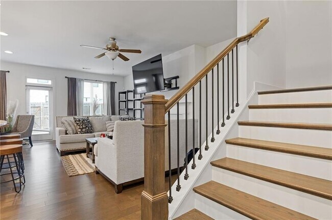 Building Photo - 94 Garrison Dr