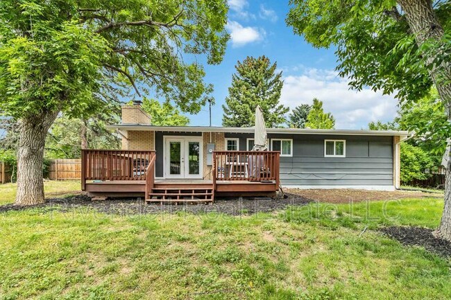 Building Photo - 5766 W Elmhurst Dr
