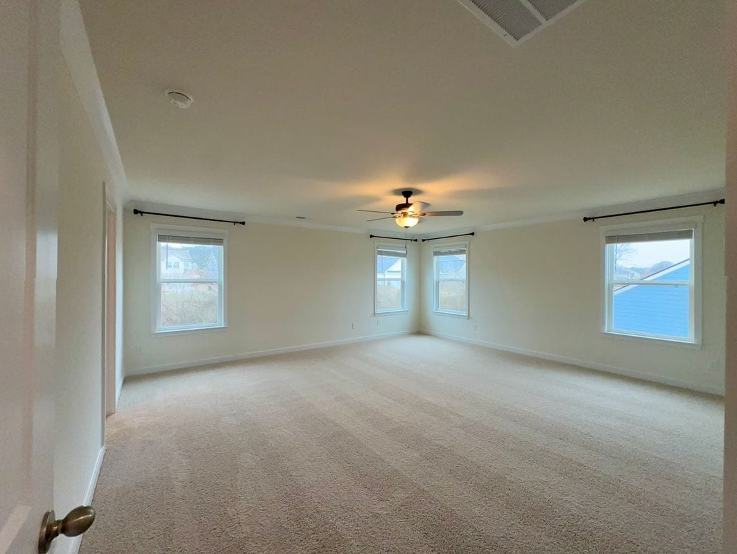 Building Photo - 10811 Upland Dr