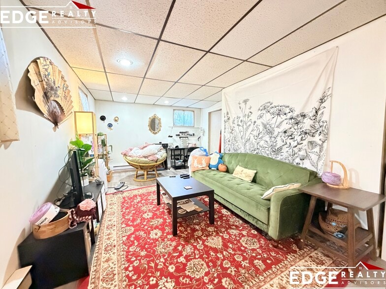 Building Photo - 26 Arden St