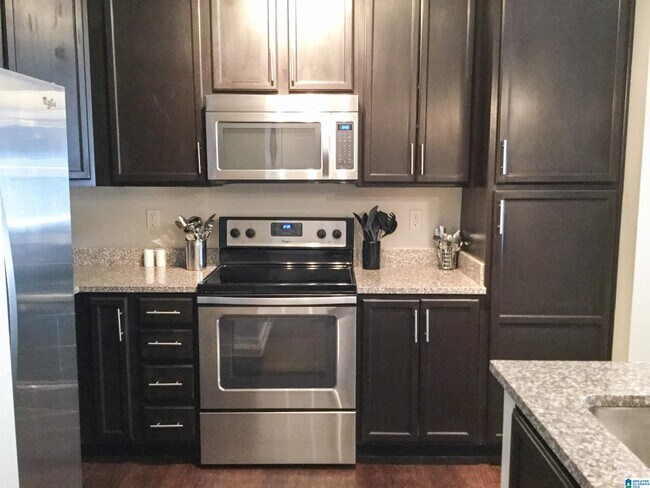 Building Photo - 1000 Lane Parke Ct