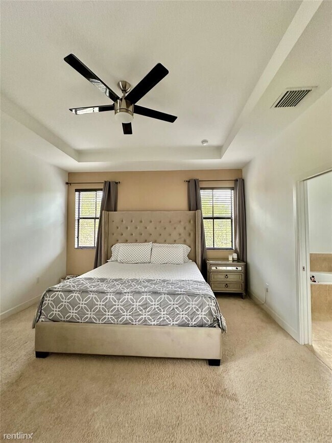 Building Photo - 4 br, 3 bath House - 4879 NW 55th Pl