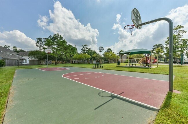 Building Photo - 15723 Chapel Lake Dr