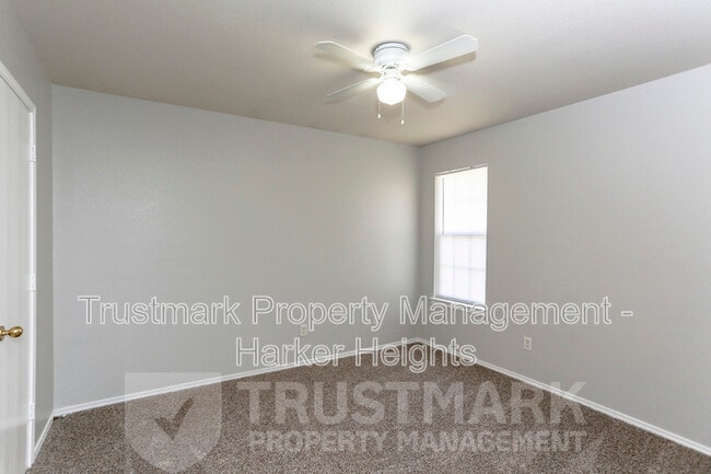 Building Photo - 1604 Inca Dr