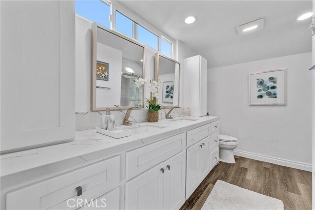 Building Photo - 6875 Swarthmore Dr