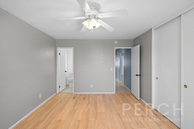 Building Photo - 41344 Mayberry Ave