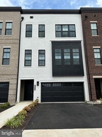 Building Photo - 22272 Rivanna Shore Terrace