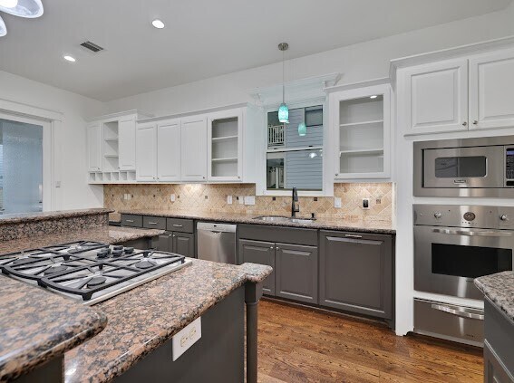 Building Photo - 1408 W 23rd St