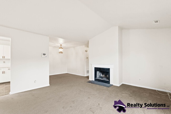 Building Photo - 454 Atlanta Court