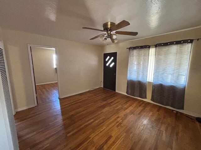 Building Photo - 513 S 13th St