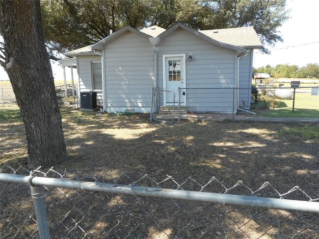 Building Photo - 2301 Co Rd 348