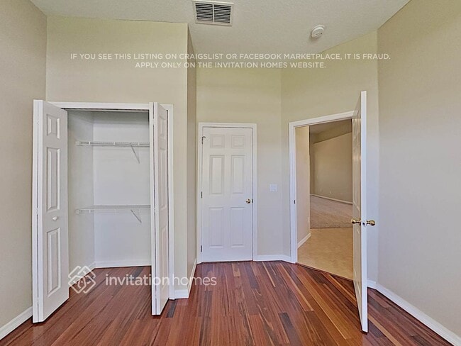 Building Photo - 945 Pickfair Terrace