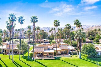 Building Photo - Spacious Two Bedroom Condo in Gated Commun...