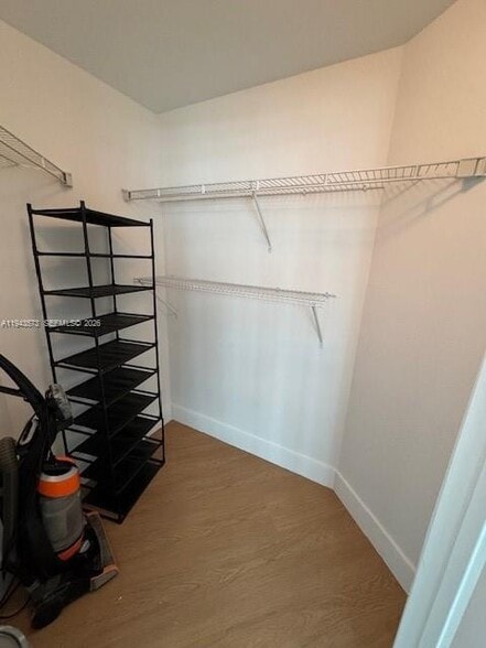 Building Photo - 500 Brickell Ave