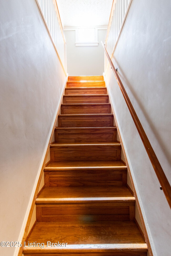 Building Photo - 1852 Princeton Dr