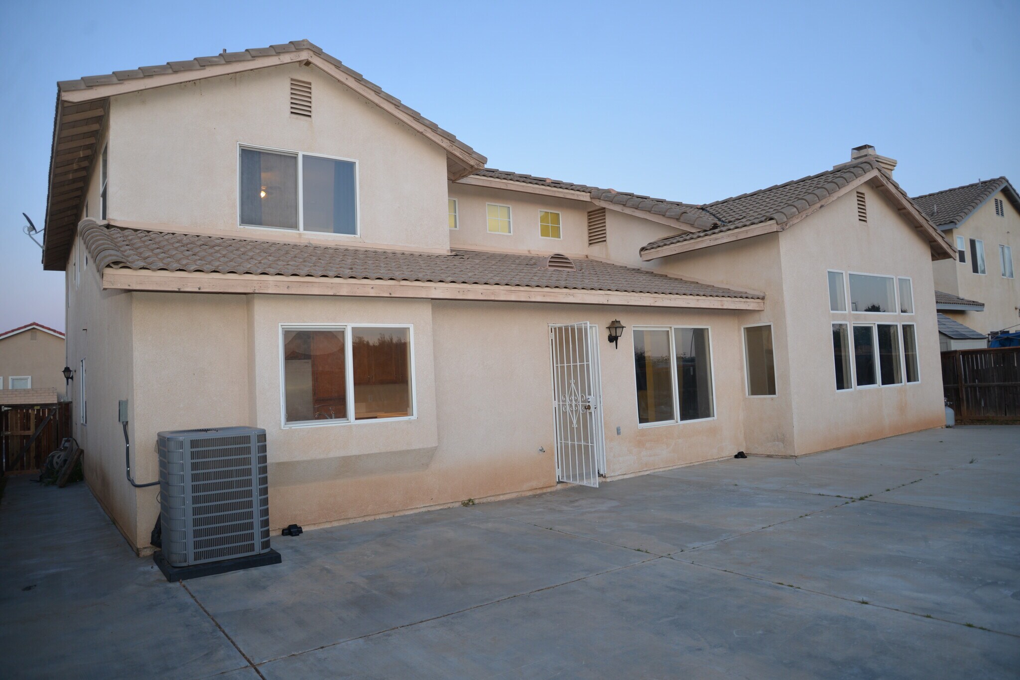 Building Photo - 26527 Alta Ave