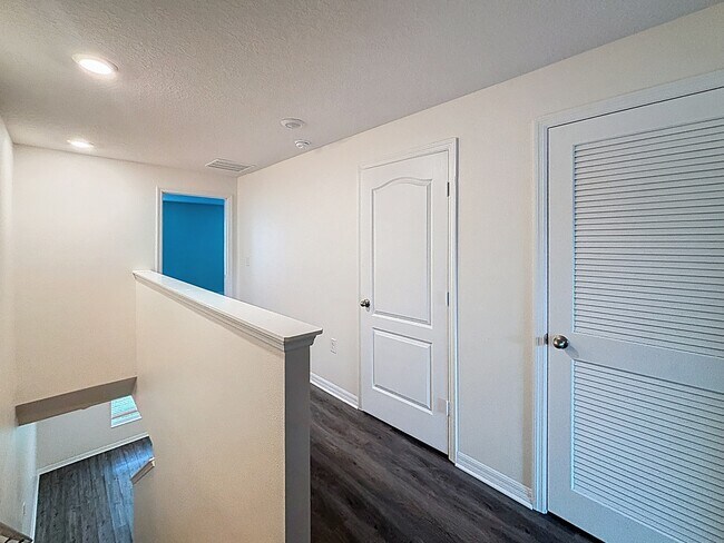 Building Photo - 5426 Companion Ln