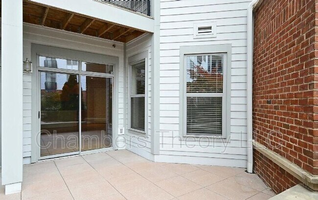 Building Photo - 1800 Wilson Blvd